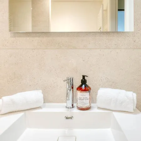 Cozy 5-person Near The In Apartamento