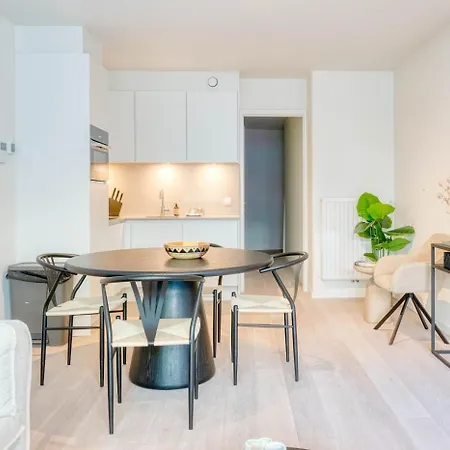 Apartamento Cozy 5-person Near The In *