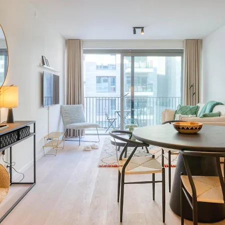 Appartement Cozy 5-person Near The In Ostende